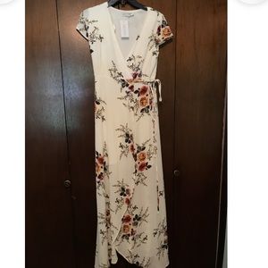 Maxi wrap dress 👗